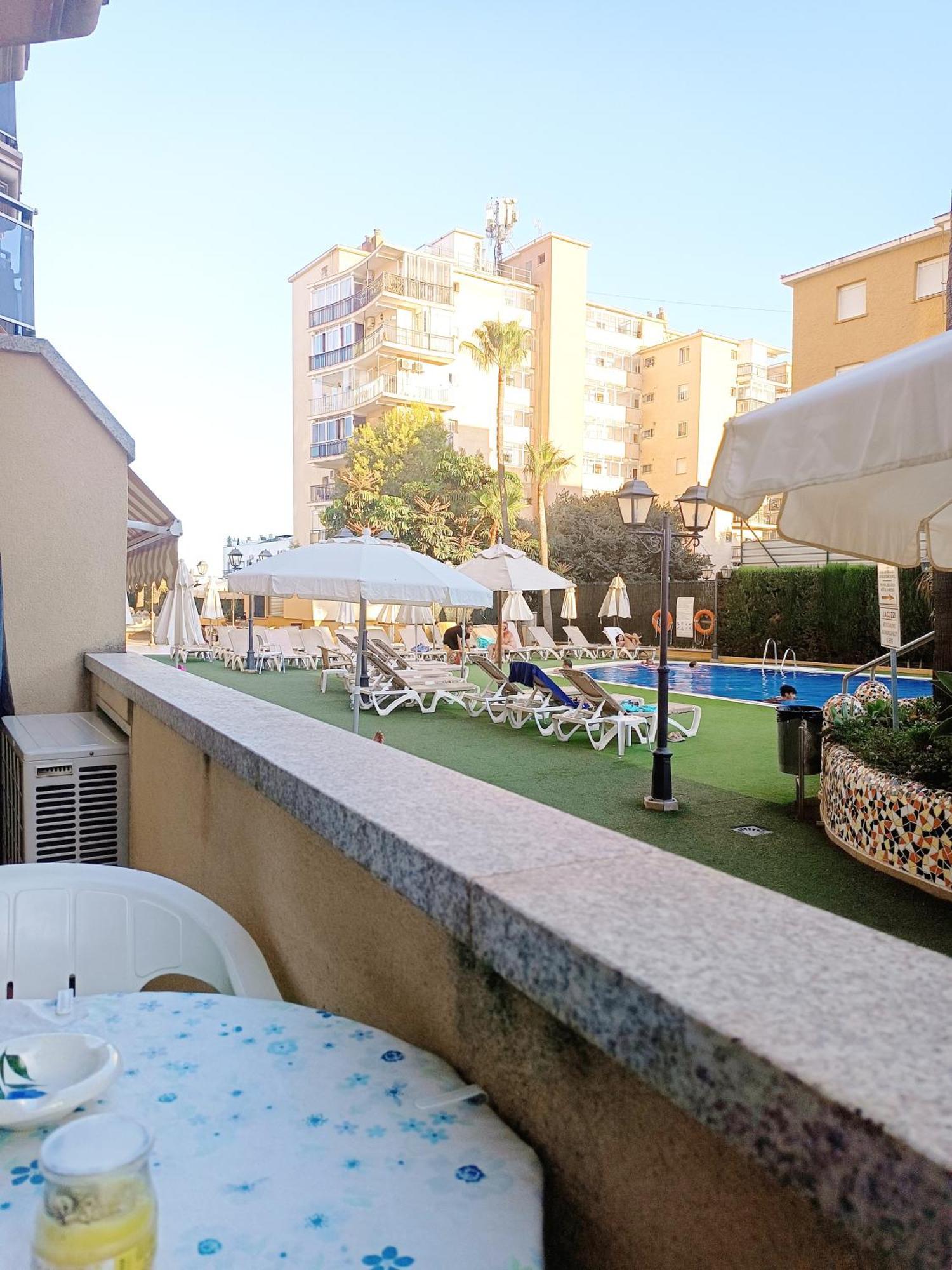 Fuengirola Apartamento Vacacional Mediterraneo Real Екстериор снимка